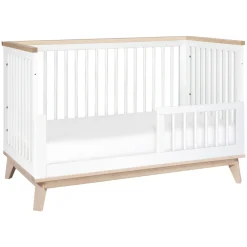Scoot 3-in-1 Convertible Crib + Toddler Rail