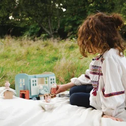 Secret Meadow Shepherds Hut
