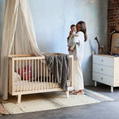 Sparrow Crib in White Open Box