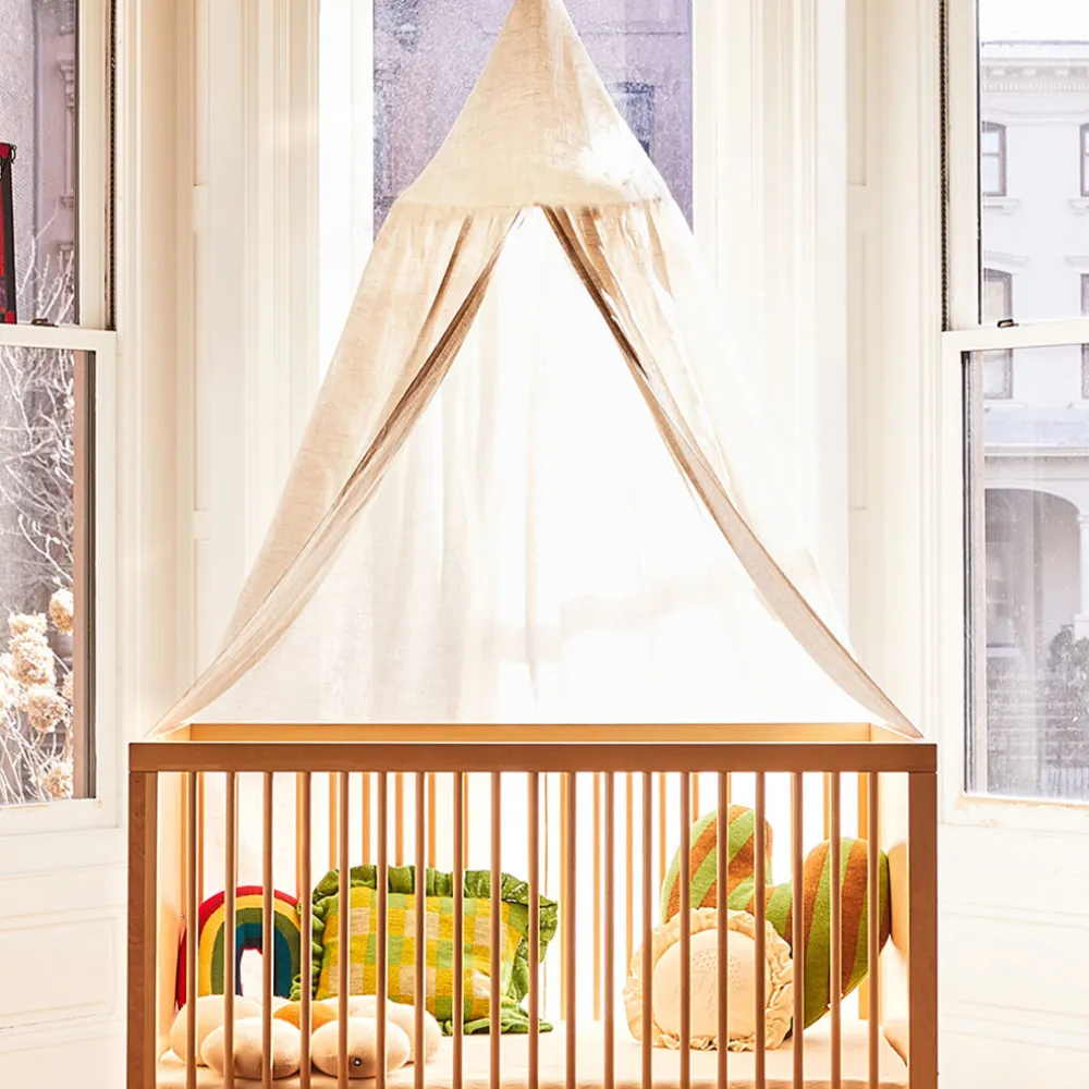 Sparrow Crib in White Open Box