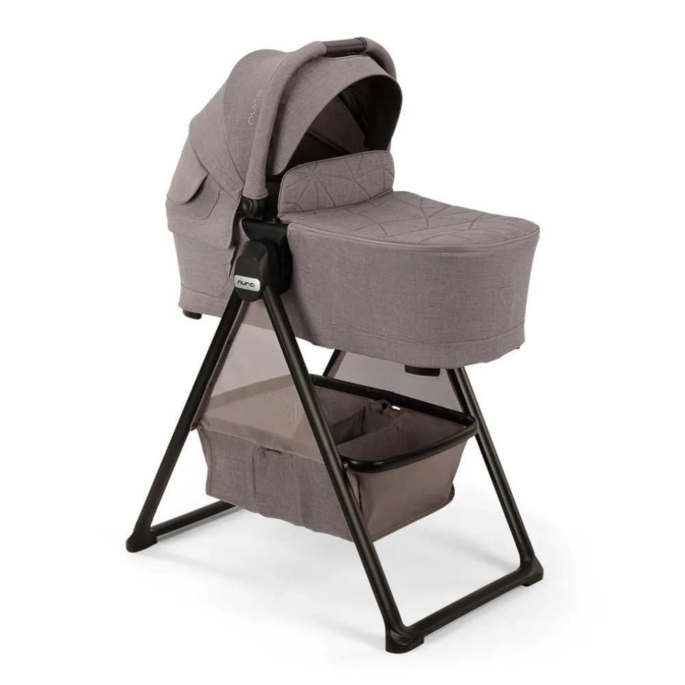 SWIV & TRIV Series Bassinet + Stand