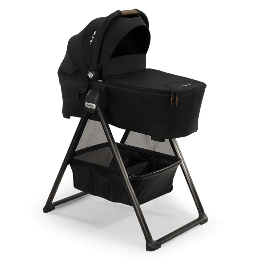 SWIV & TRIV Series Bassinet + Stand
