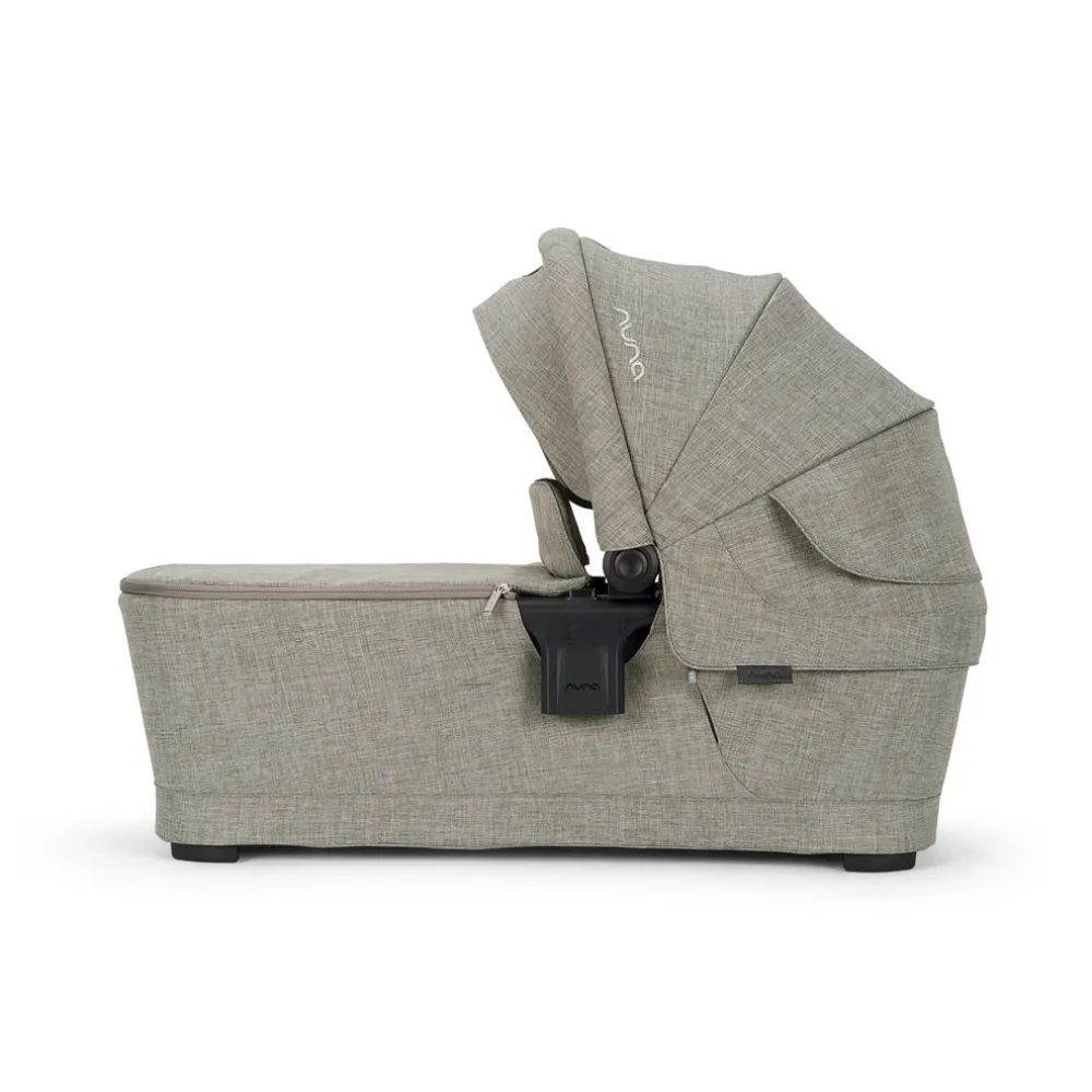 SWIV & TRIV Series Bassinet + Stand