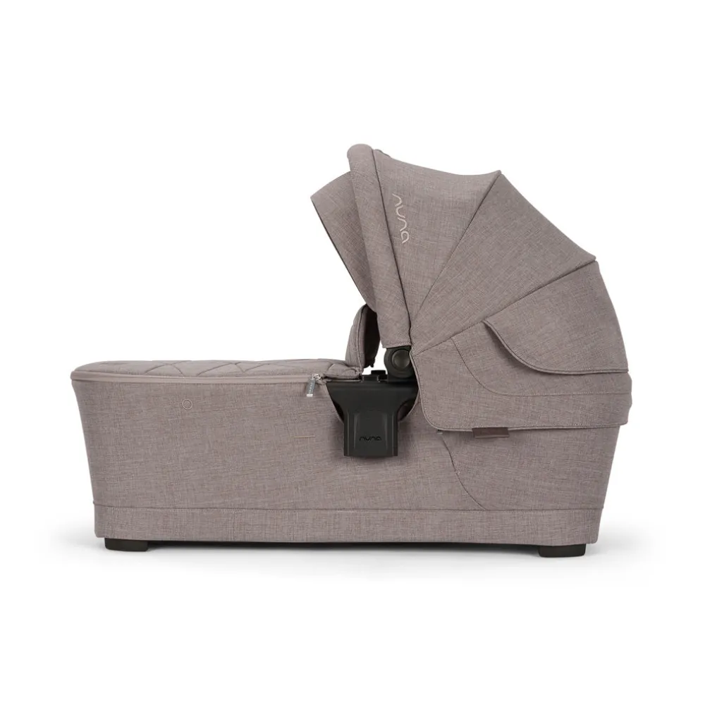 SWIV & TRIV Series Bassinet + Stand