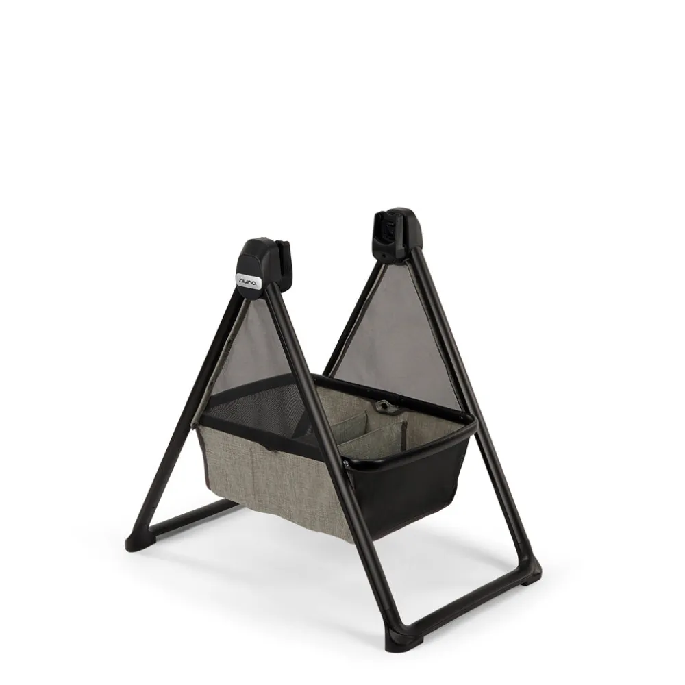 SWIV & TRIV Series Bassinet + Stand