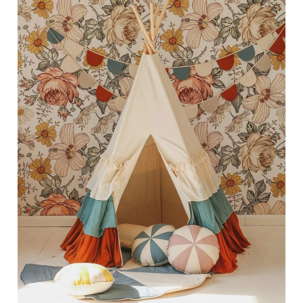 Teepee Tent with Frills