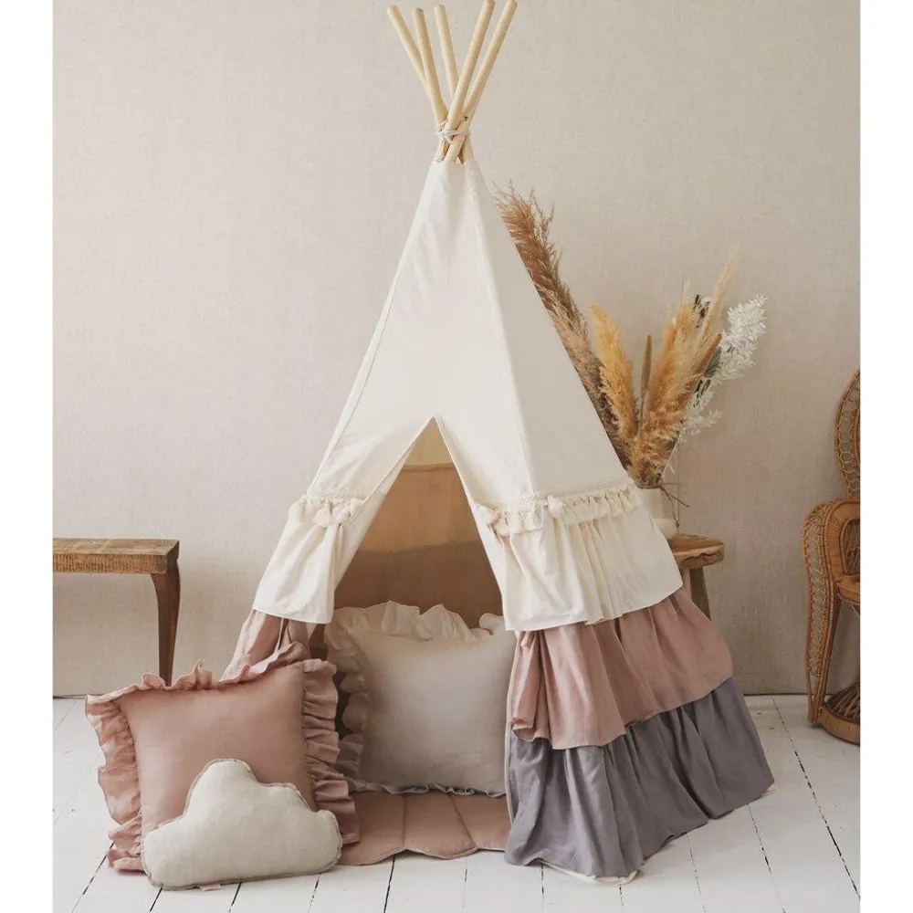 Teepee Tent with Frills