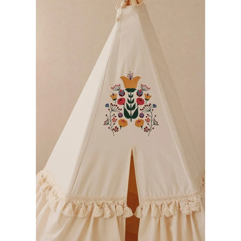 Teepee Tent with Frills