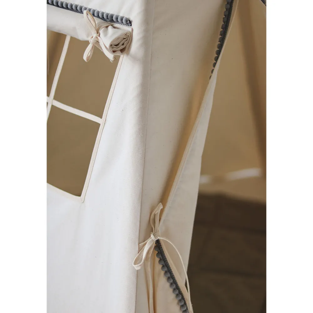 Teepee Tent with Pompoms