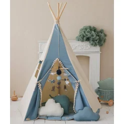 Teepee Tent with Pompoms