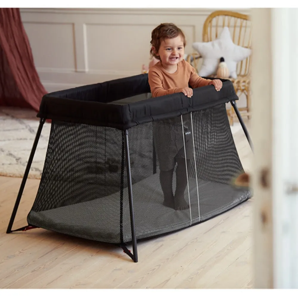 Travel Crib Light + Fitted Sheet Bundle