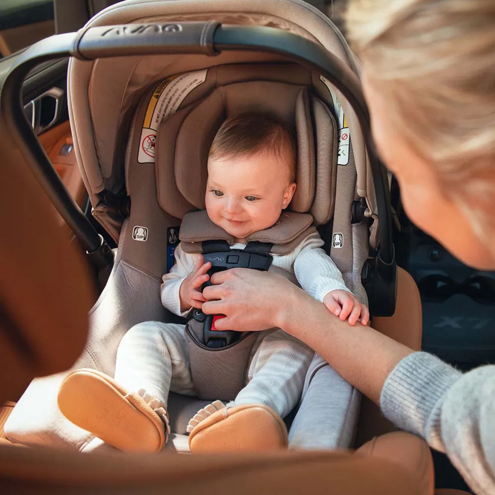 TRVL lx Stroller + PIPA Urbn Travel System