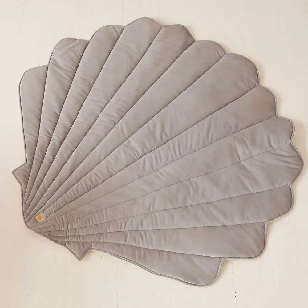 Velvet Shell Mat