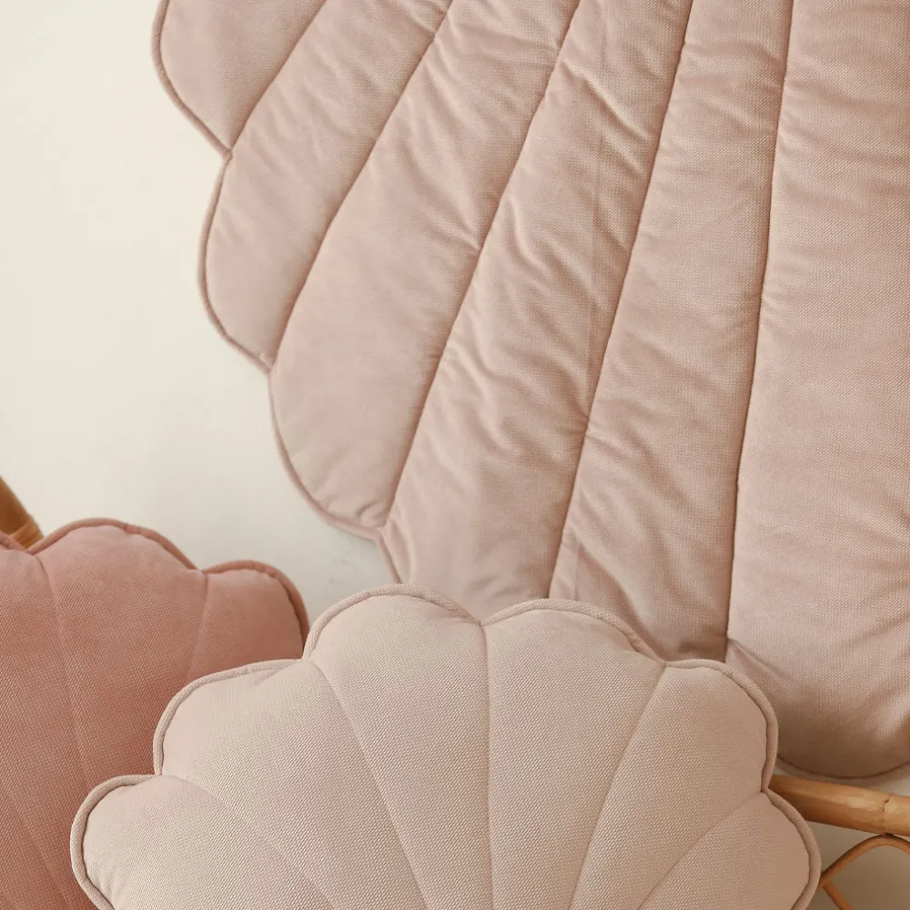 Velvet Shell Mat
