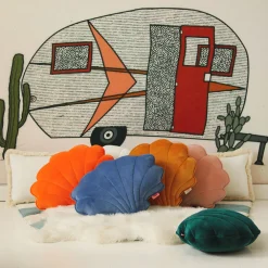 Velvet Shell Pillow