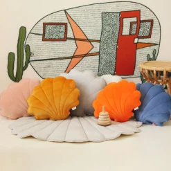 Velvet Shell Pillow