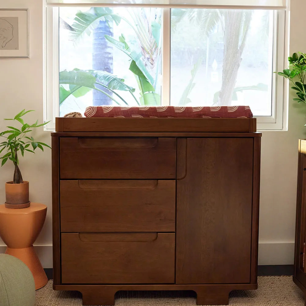Yuzu 3-Drawer Compact Changer Dresser with Removable Changing Tray (41")