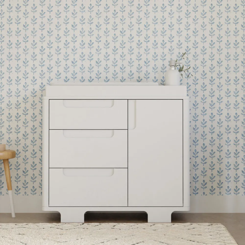 Yuzu 3-Drawer Compact Changer Dresser with Removable Changing Tray (41")
